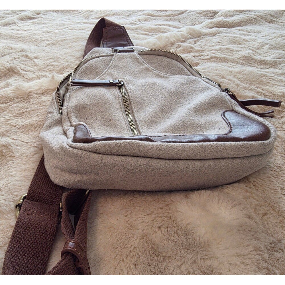 Antik Kraft Samara Crossbody Sling Bag. - Picture 9 of 10